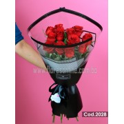 Bouquet Rosas Moderno y Elegante (Cod.2028) Bouquet Rosas Moderno y Elegante (Cod.2028)