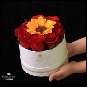 Arreglo Rosas y Girasol (Cod.2212) Arreglo Rosas y Girasol (Cod.2212)