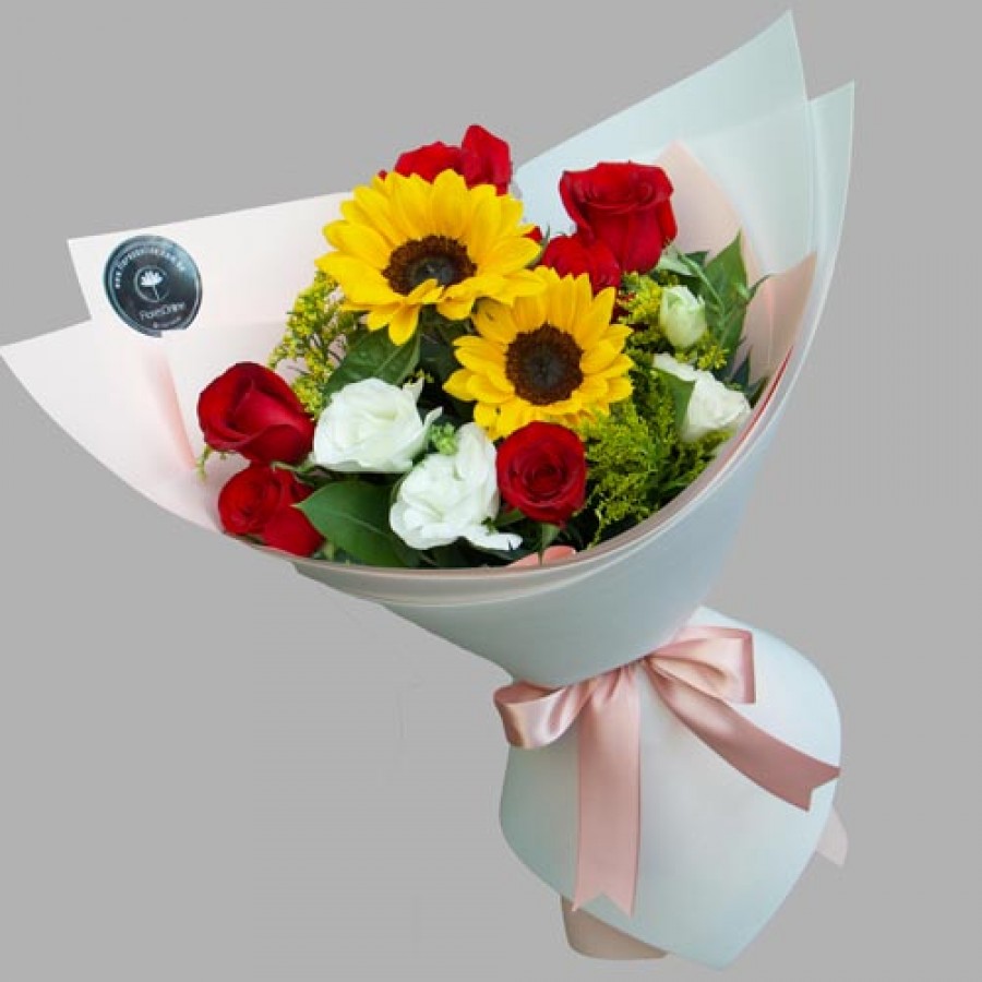 Bouquet Romantico Rosas y Girasoles (Cod.B356)